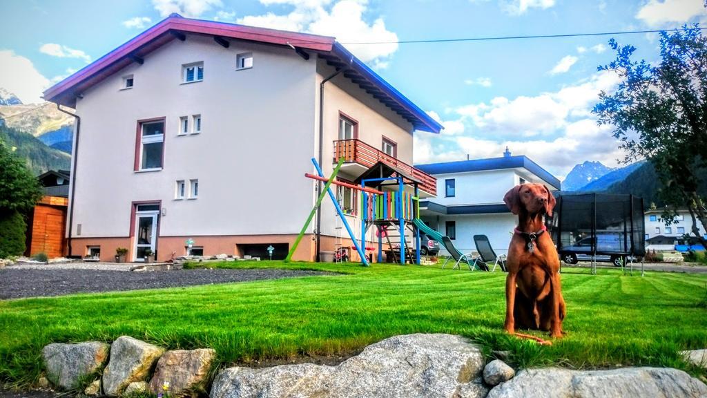 Appartamento Haus Attos Umhausen Esterno foto